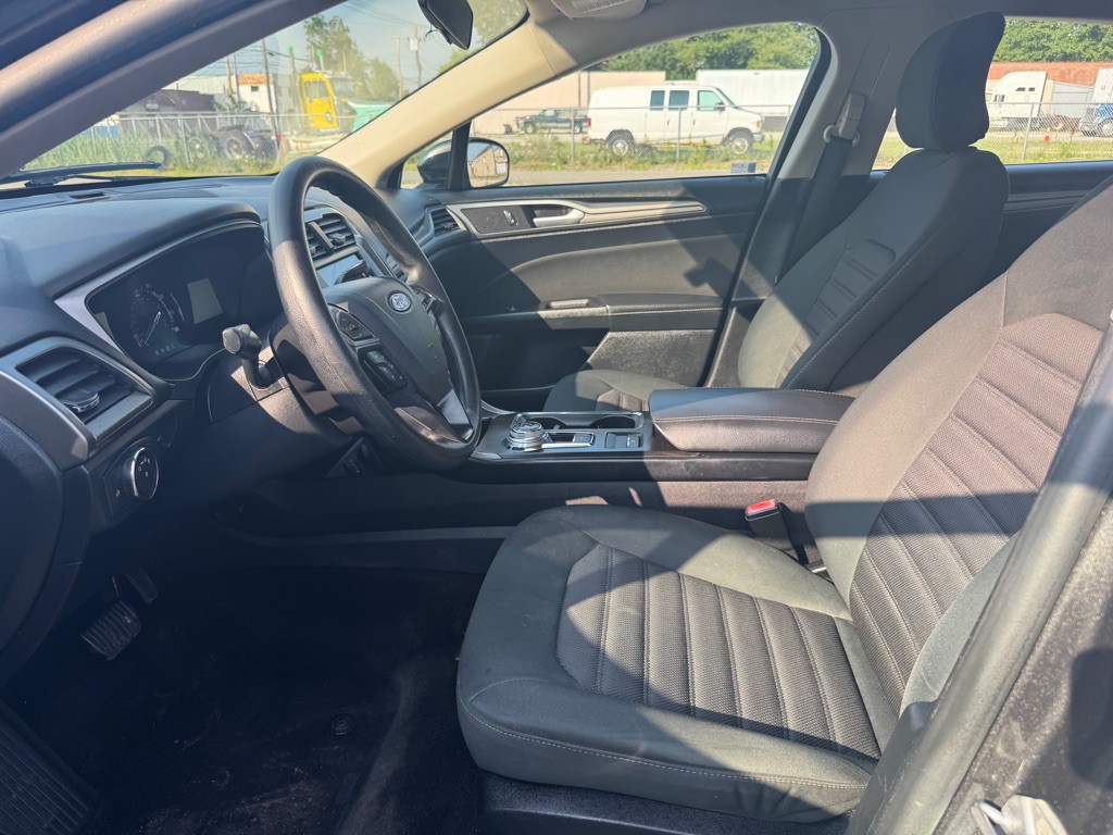 2018 Ford Fusion Image 9