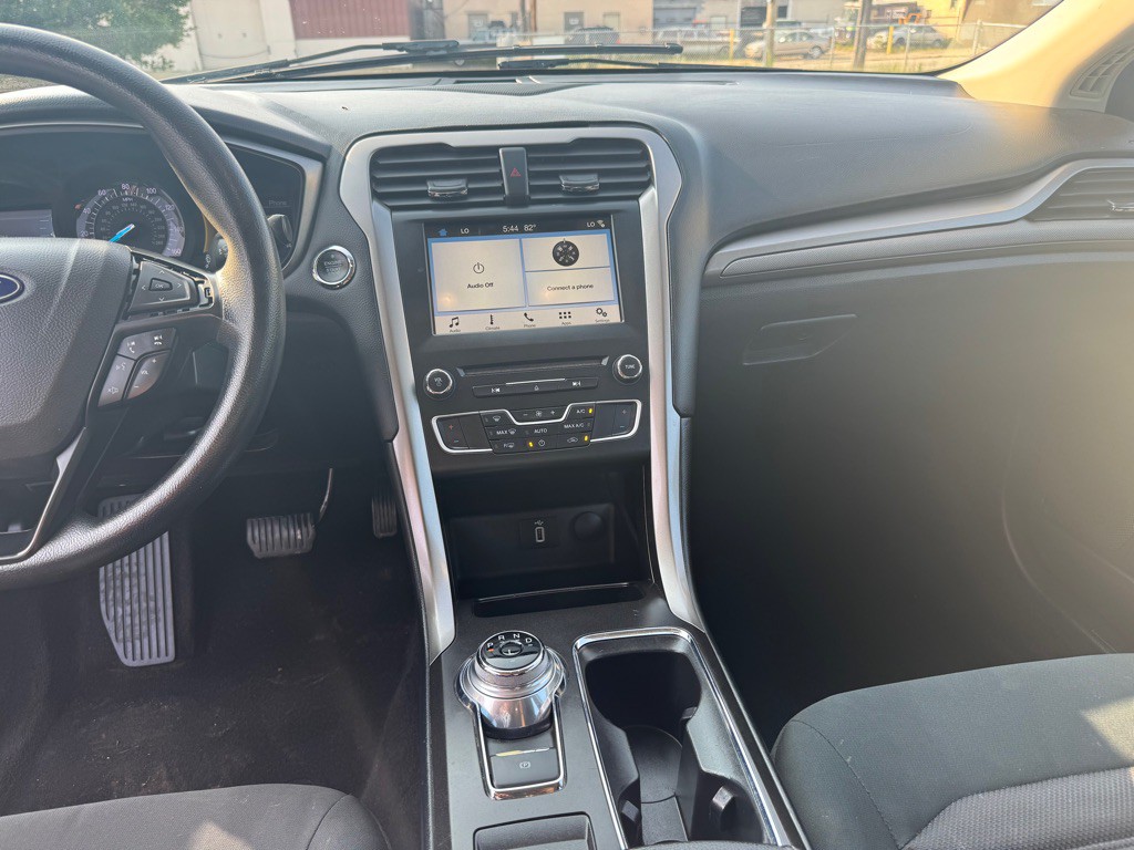 2018 Ford Fusion Image 14