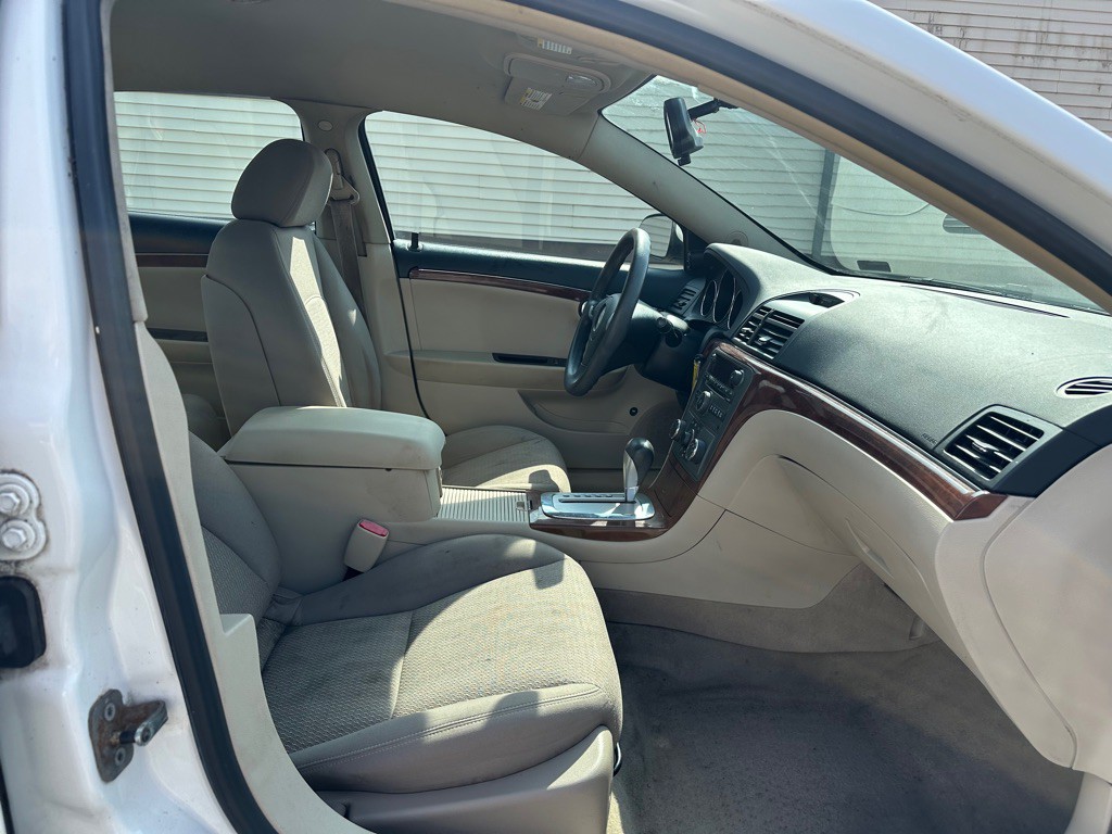 2008 Saturn Aura Image 7