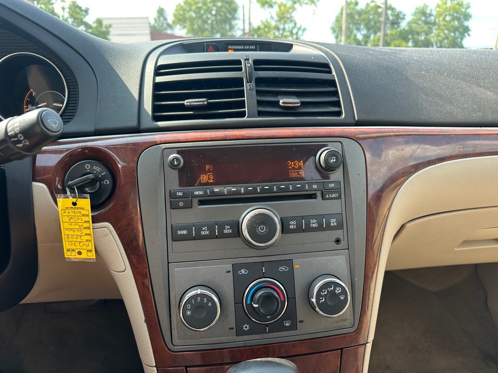 2008 Saturn Aura Image 12
