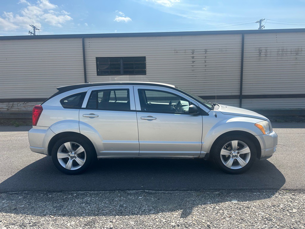 2011 Dodge Caliber Image 4