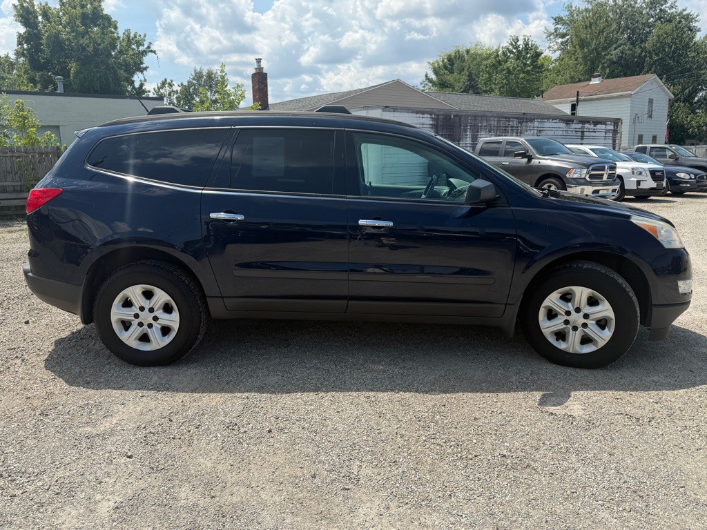 2011 Chevrolet Traverse Image 5