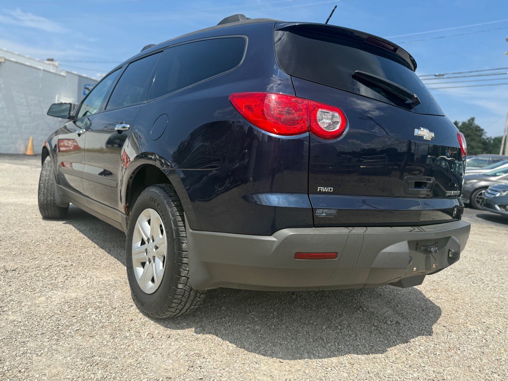 2011 Chevrolet Traverse Image 8
