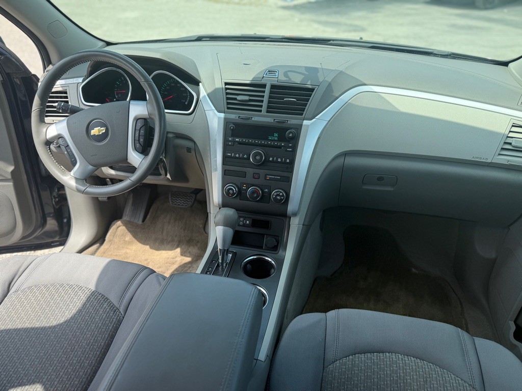 2011 Chevrolet Traverse Image 9