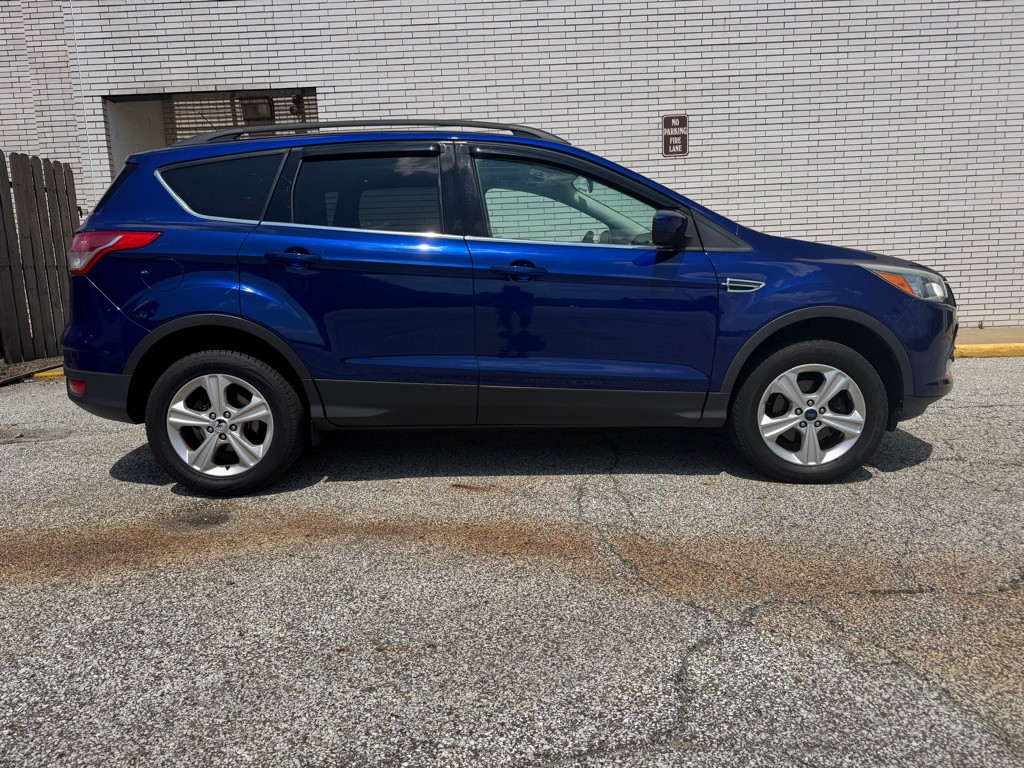2016 Ford Escape Image 2