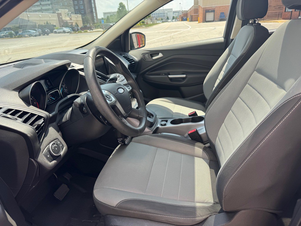 2016 Ford Escape Image 9