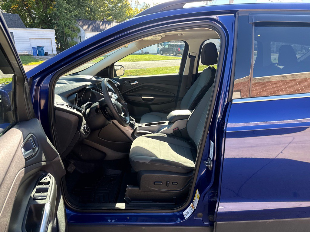 2016 Ford Escape Image 11