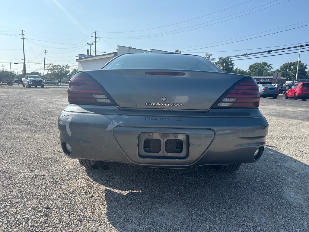 2003 Pontiac Grand Am Image 7
