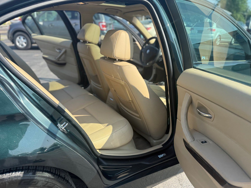 2008 BMW 3 Series Image 13