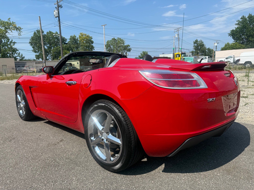 2008 Saturn Sky Image 5