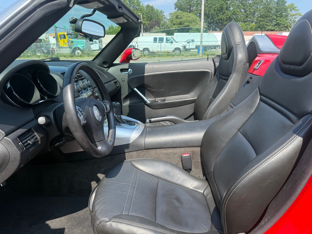 2008 Saturn Sky Image 9