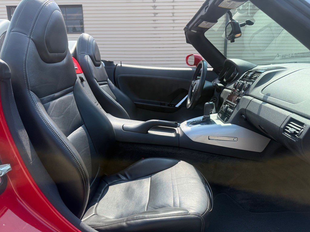 2008 Saturn Sky Image 10