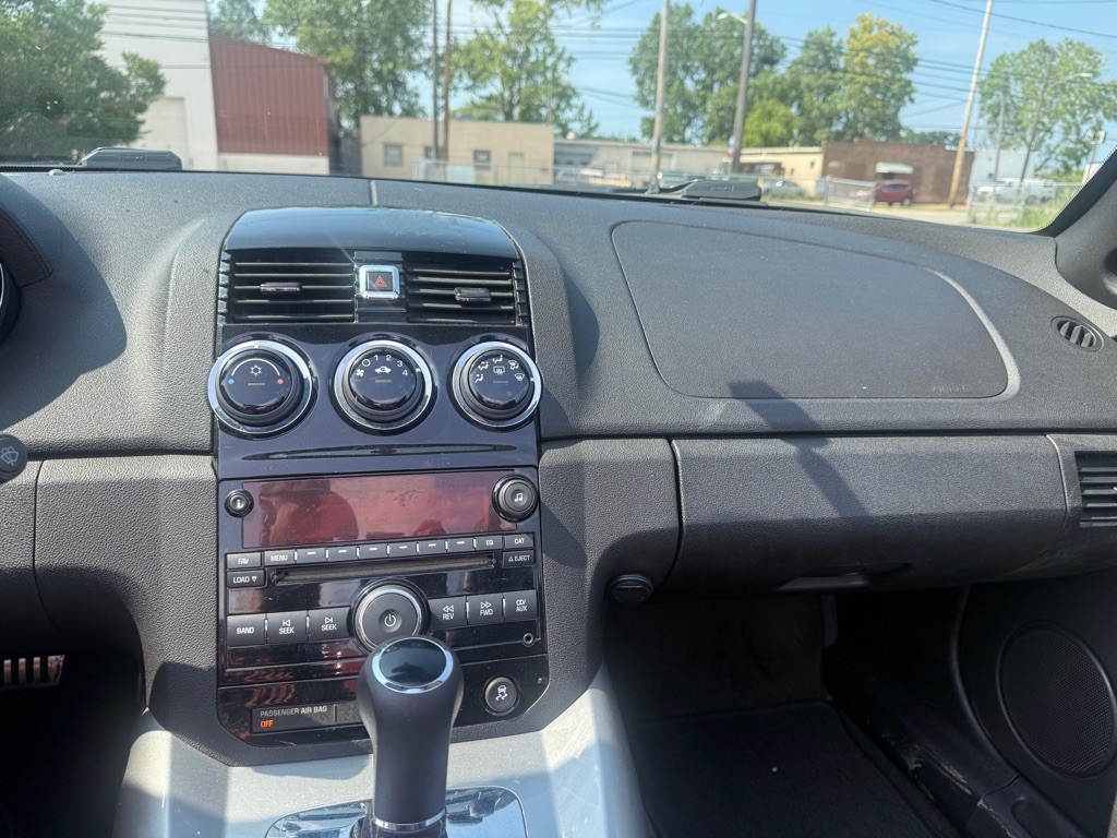 2008 Saturn Sky Image 12