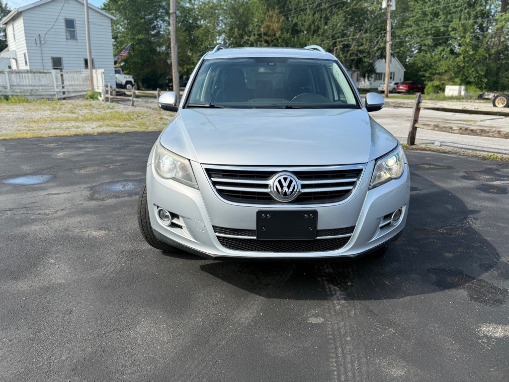 2009 Volkswagen Tiguan Image 2