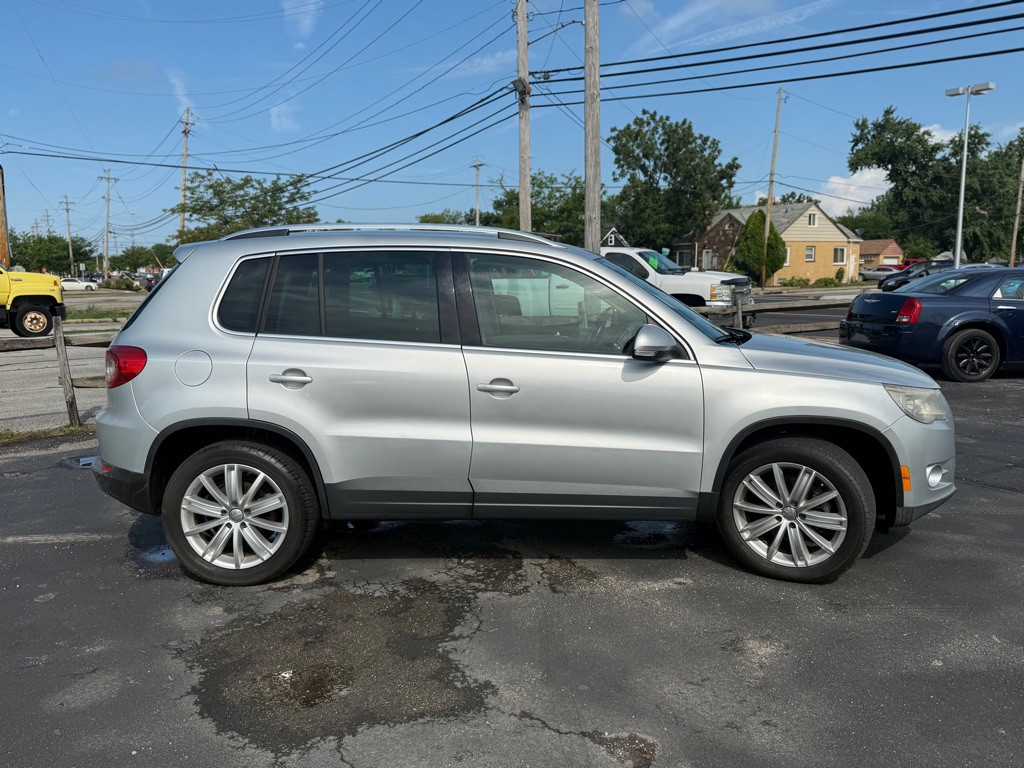 2009 Volkswagen Tiguan Image 4