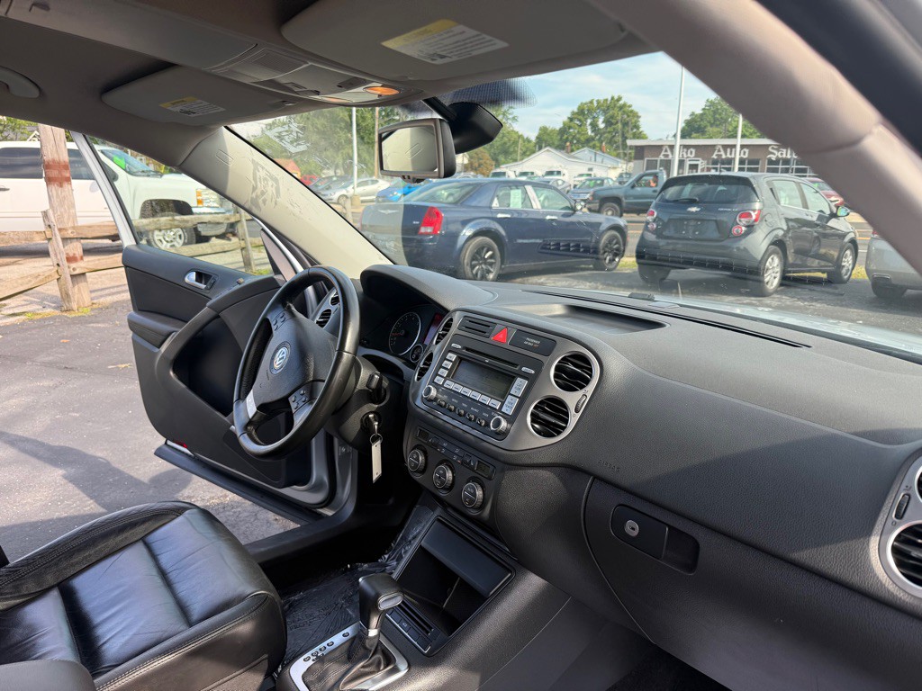 2009 Volkswagen Tiguan Image 10