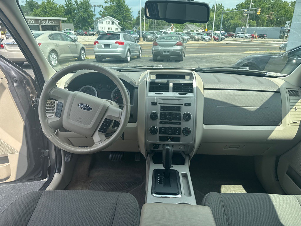 2009 Ford Escape Image 9