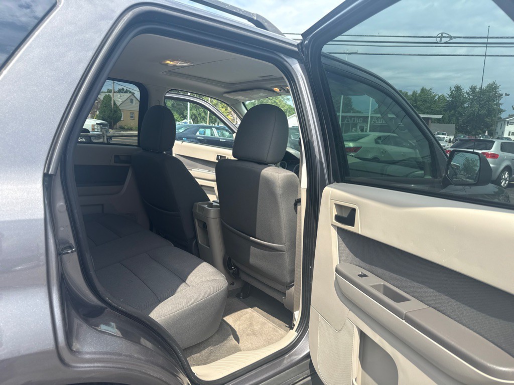 2009 Ford Escape Image 13