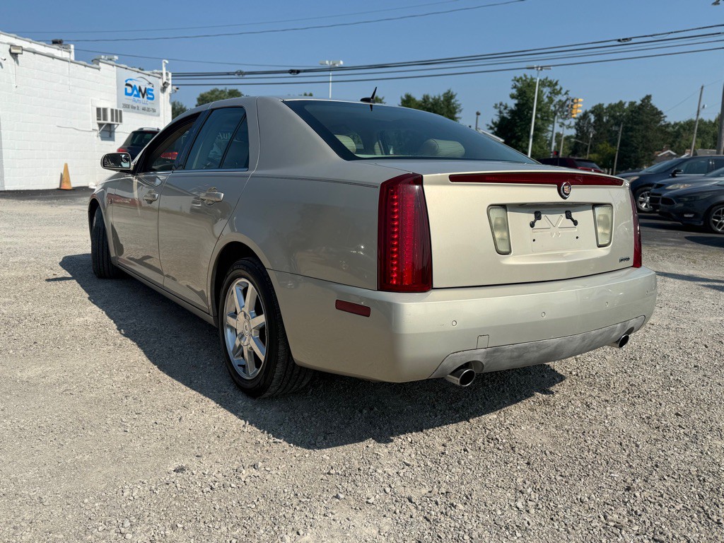 2007 Cadillac STS Image 8
