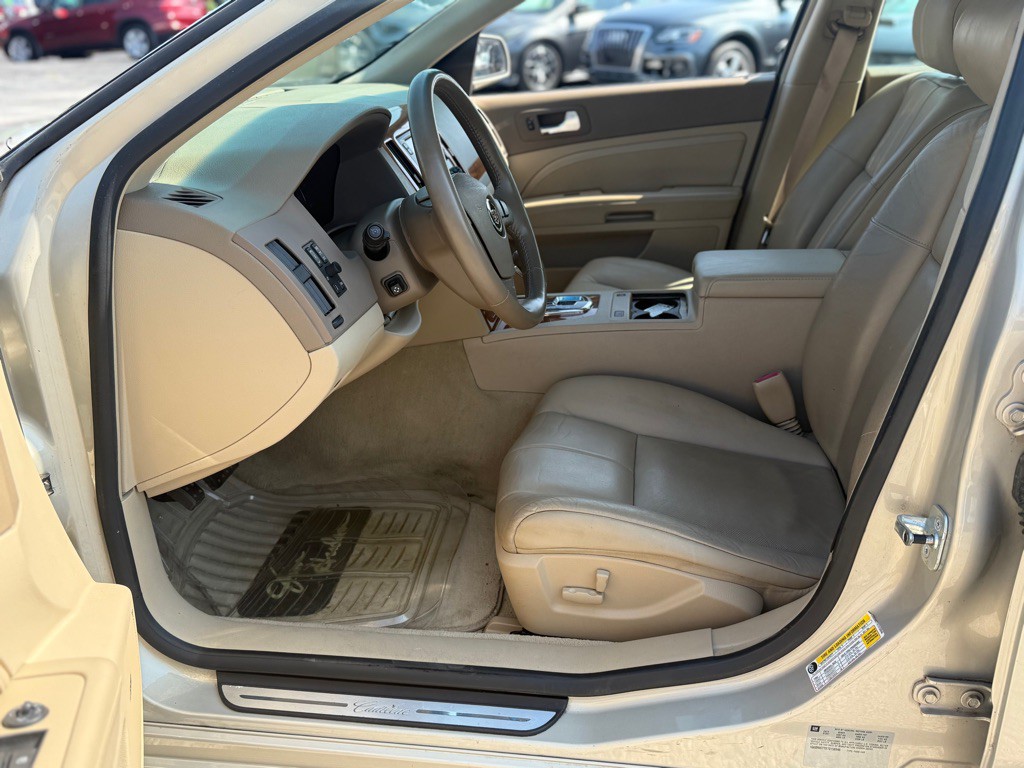 2007 Cadillac STS Image 10