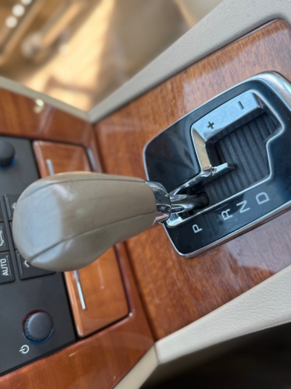 2007 Cadillac STS Image 18