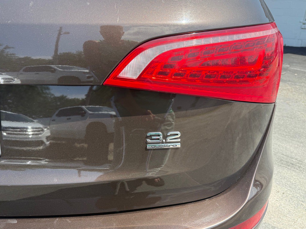 2011 Audi Q5 Image 22