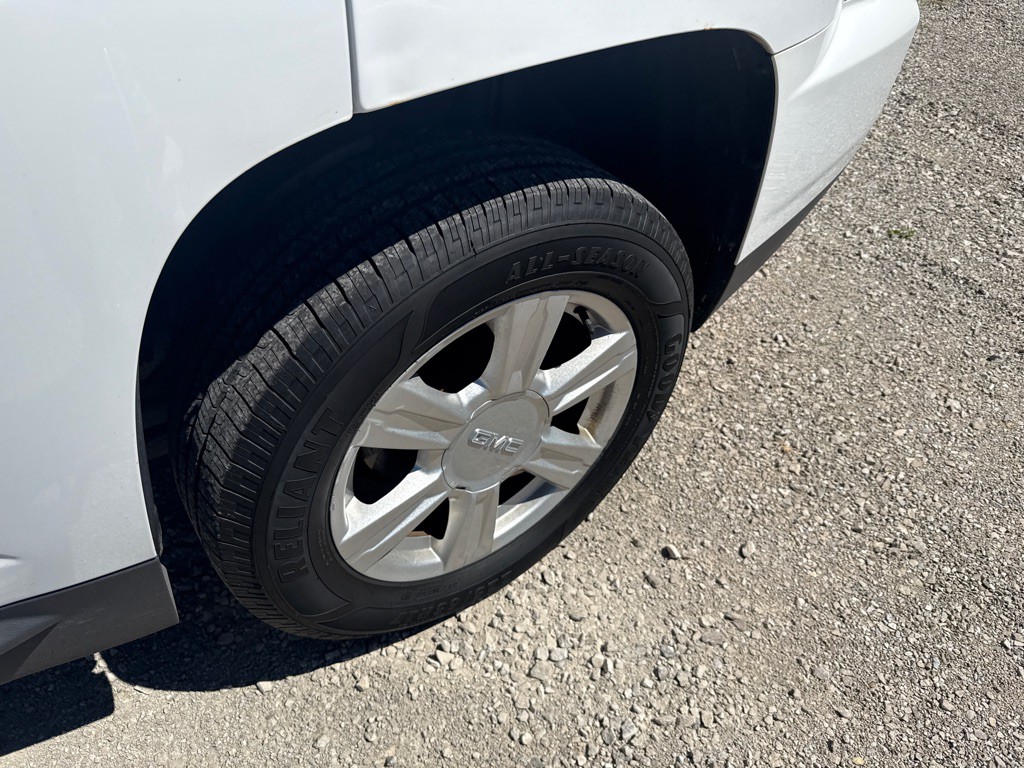 2016 GMC Terrain Image 18