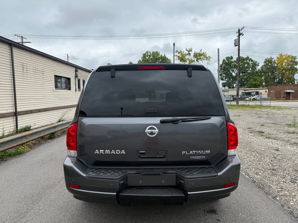 2012 Nissan Armada Image 4