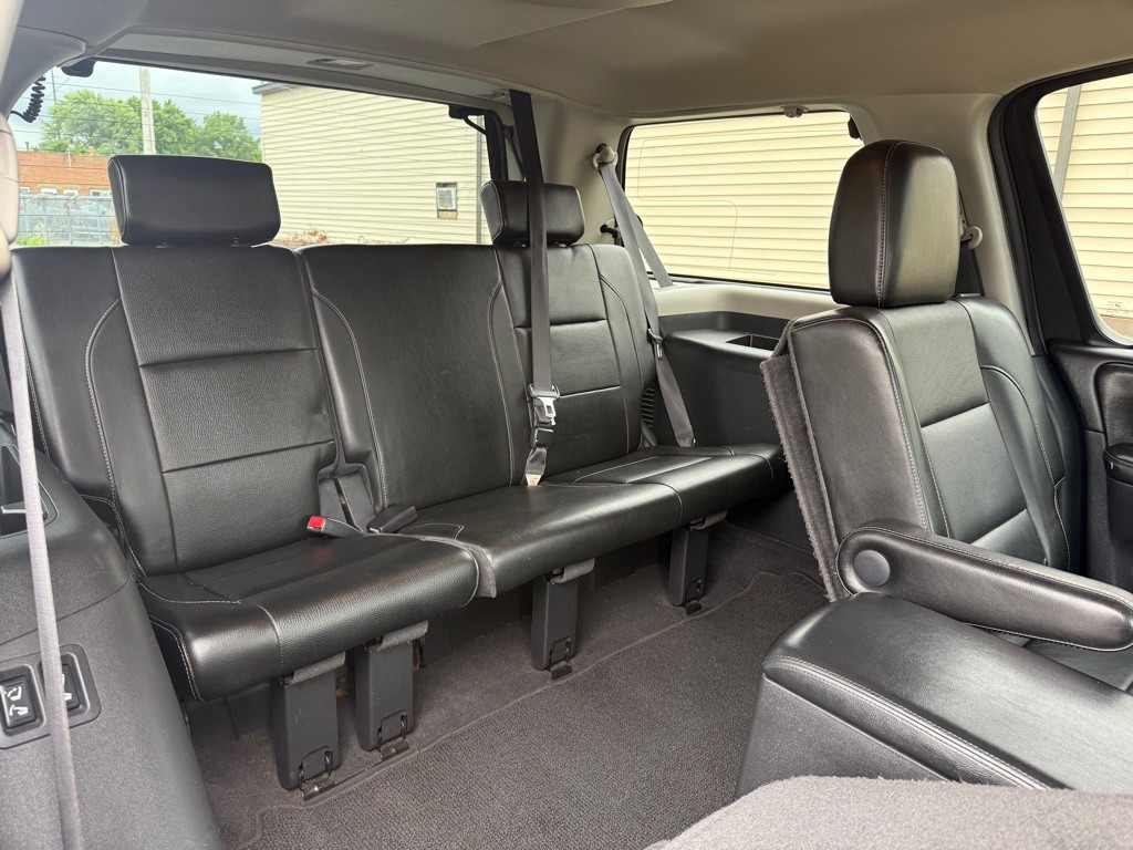 2012 Nissan Armada Image 13