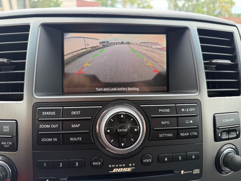 2012 Nissan Armada Image 16