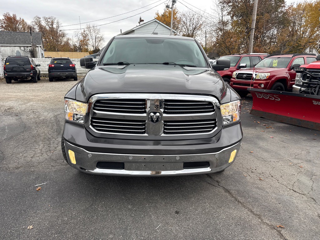 2018 RAM 1500 Image 2