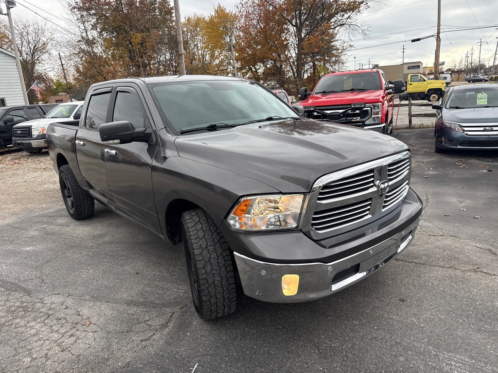 2018 RAM 1500 Image 3