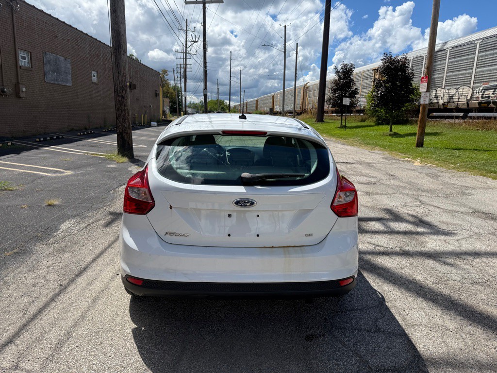 2014 Ford Focus Image 4