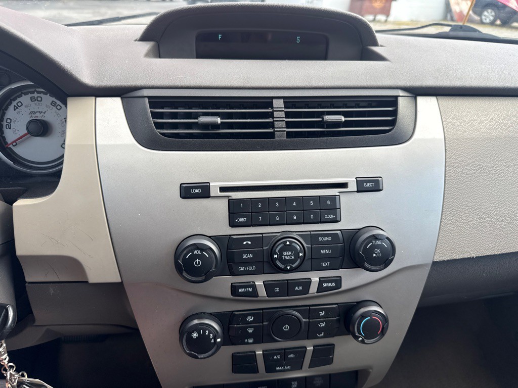 2008 Ford Focus Image 15