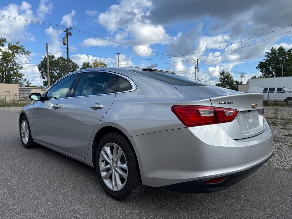 2018 Chevrolet Malibu Image 5