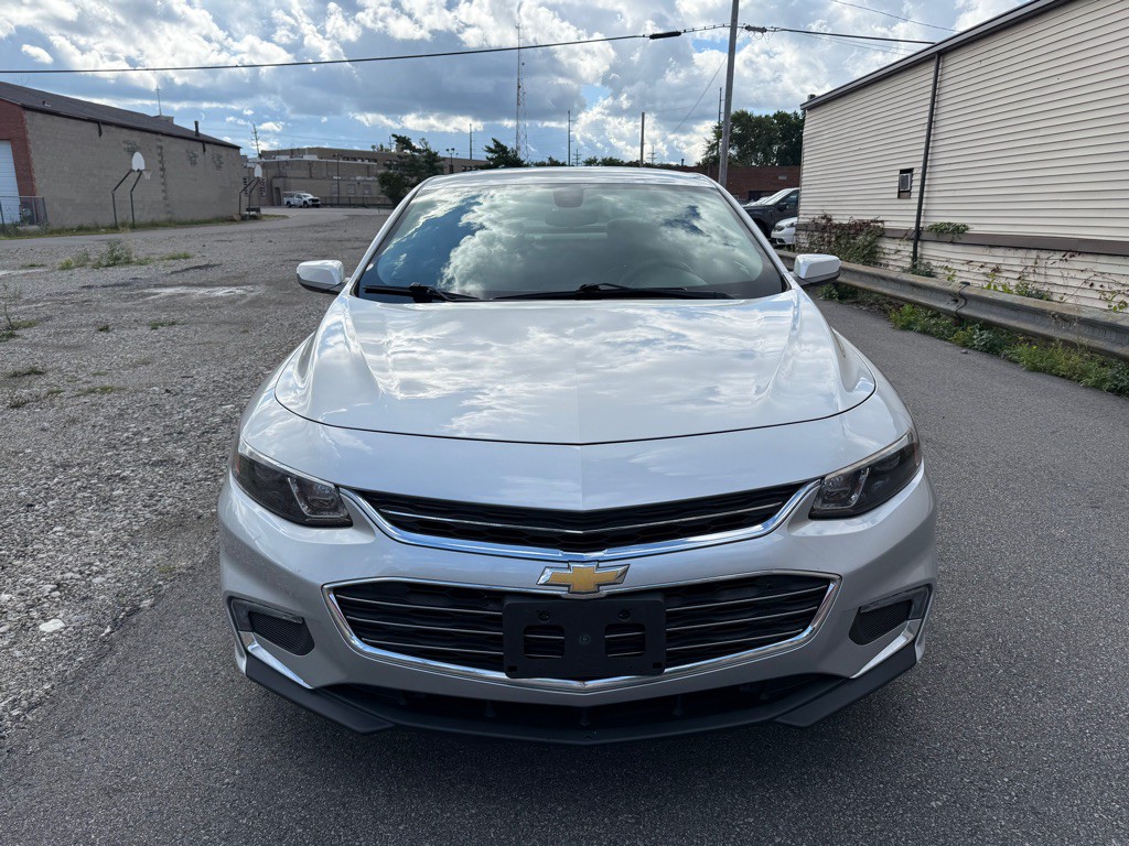 2018 Chevrolet Malibu Image 8
