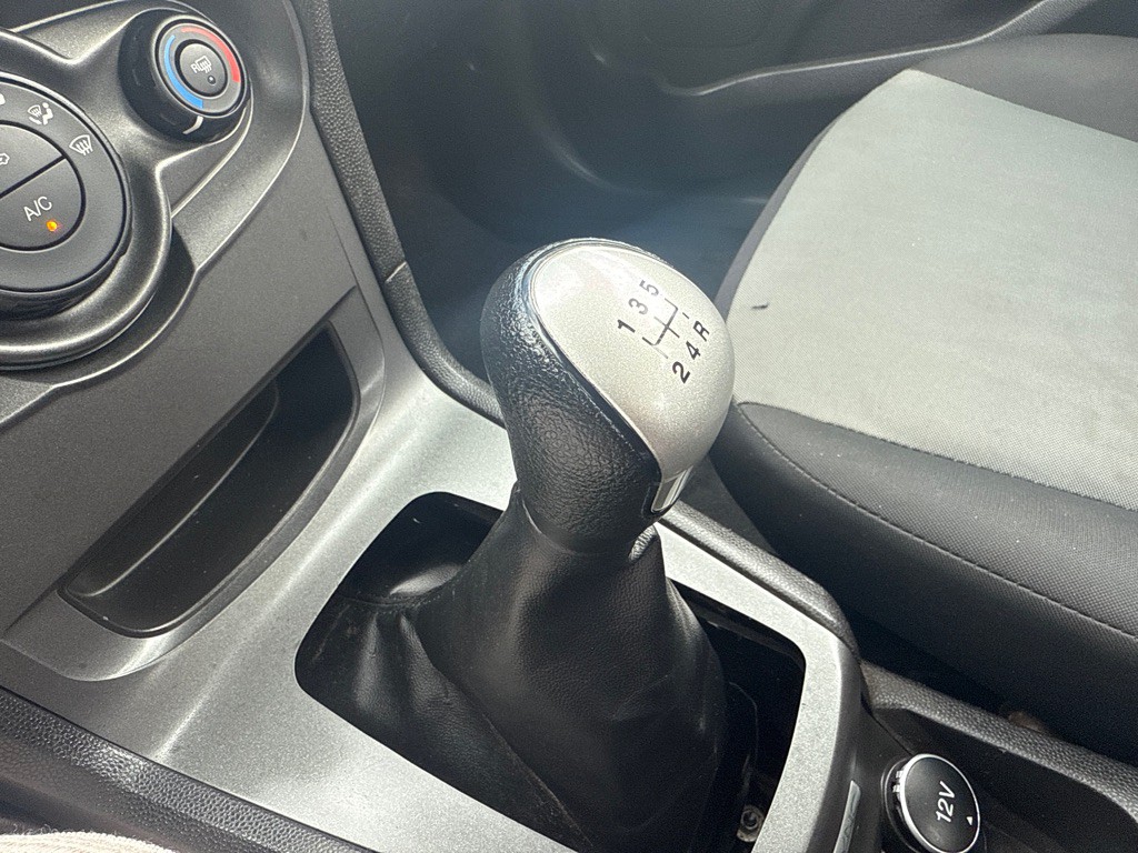 2019 Ford Fiesta Image 16