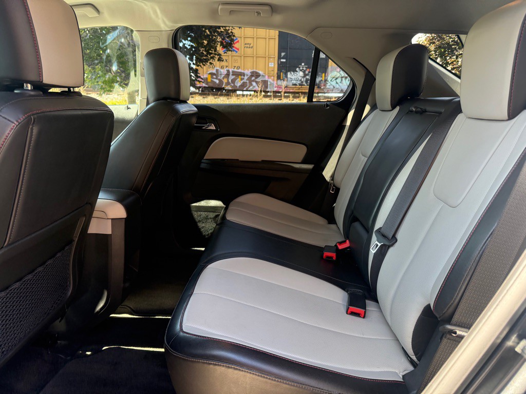 2011 Chevrolet Equinox Image 11