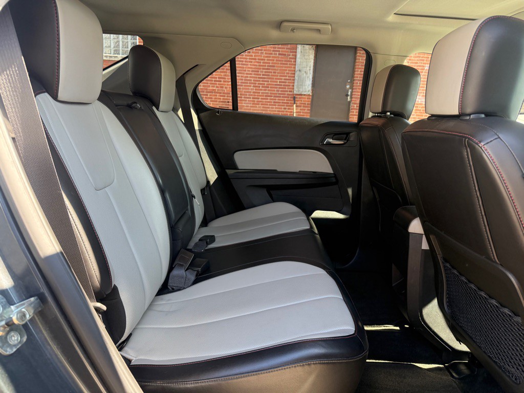 2011 Chevrolet Equinox Image 12