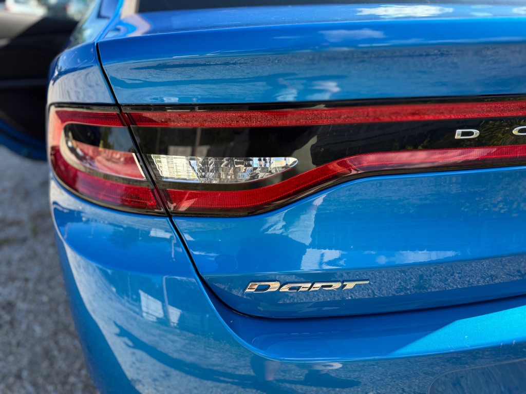 2015 Dodge Dart Image 17