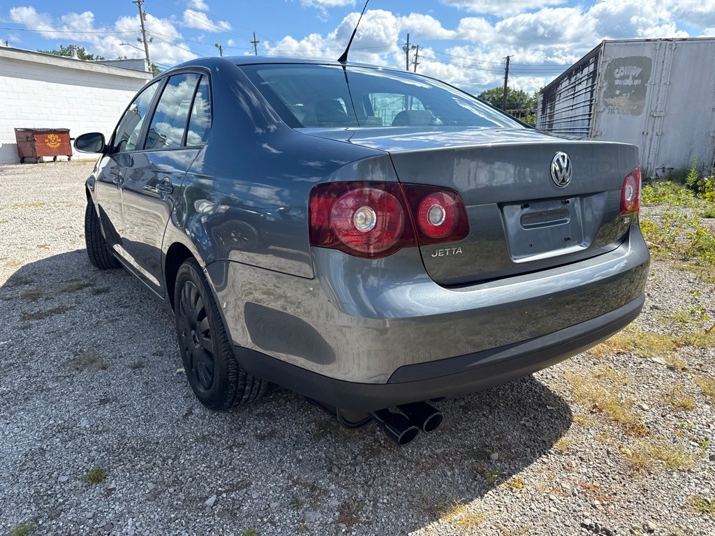 2009 Volkswagen Jetta Image 8