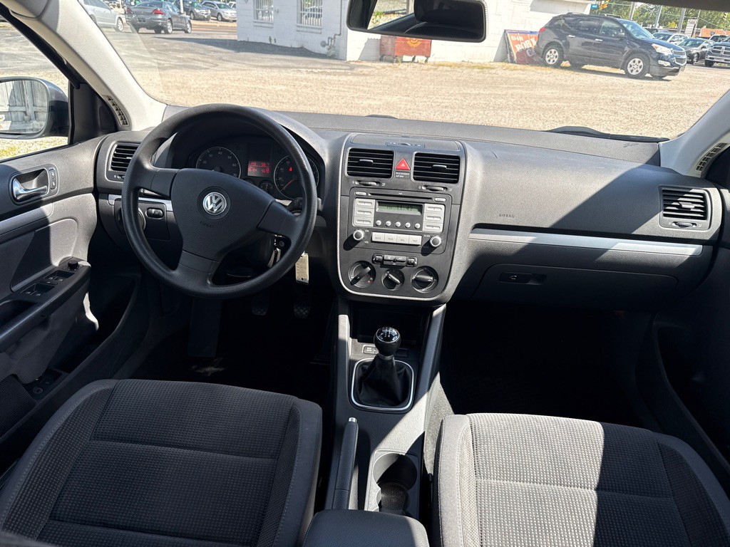 2009 Volkswagen Jetta Image 9