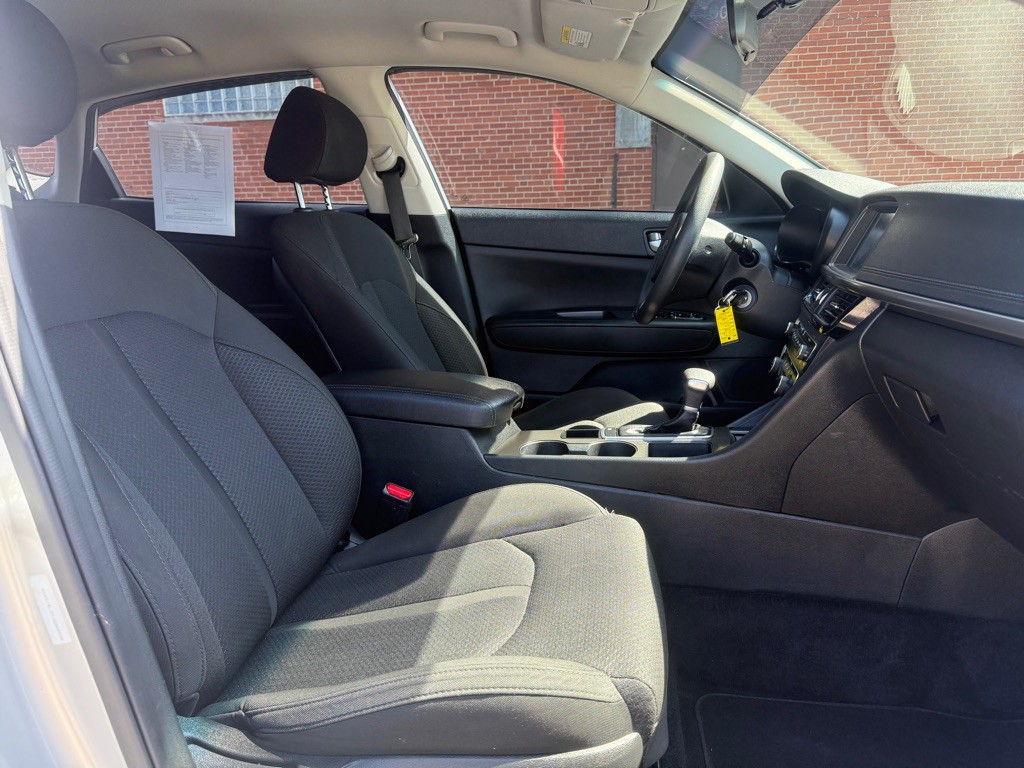 2018 Kia Optima Image 10