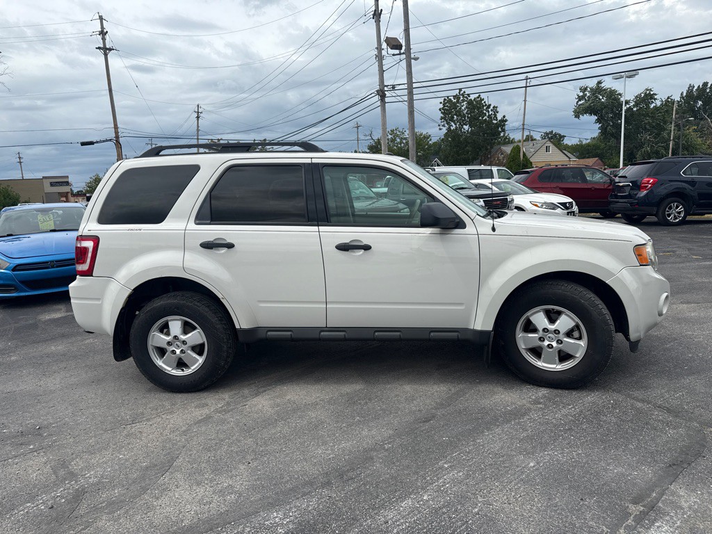 2011 Ford Escape Image 4