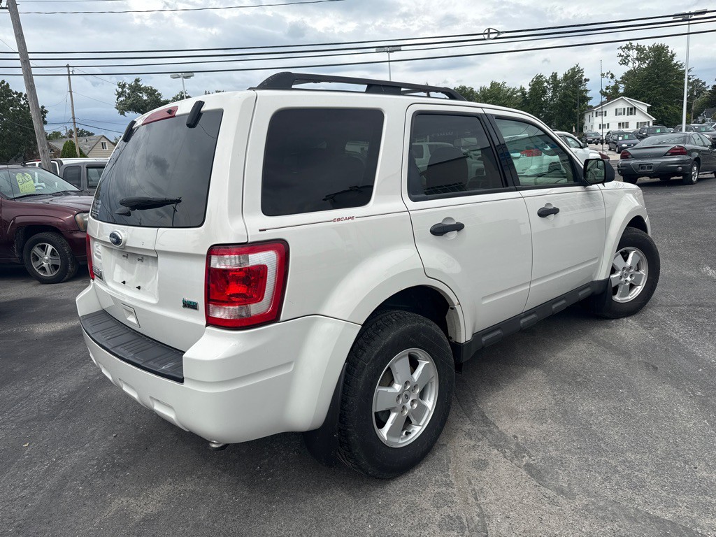 2011 Ford Escape Image 6