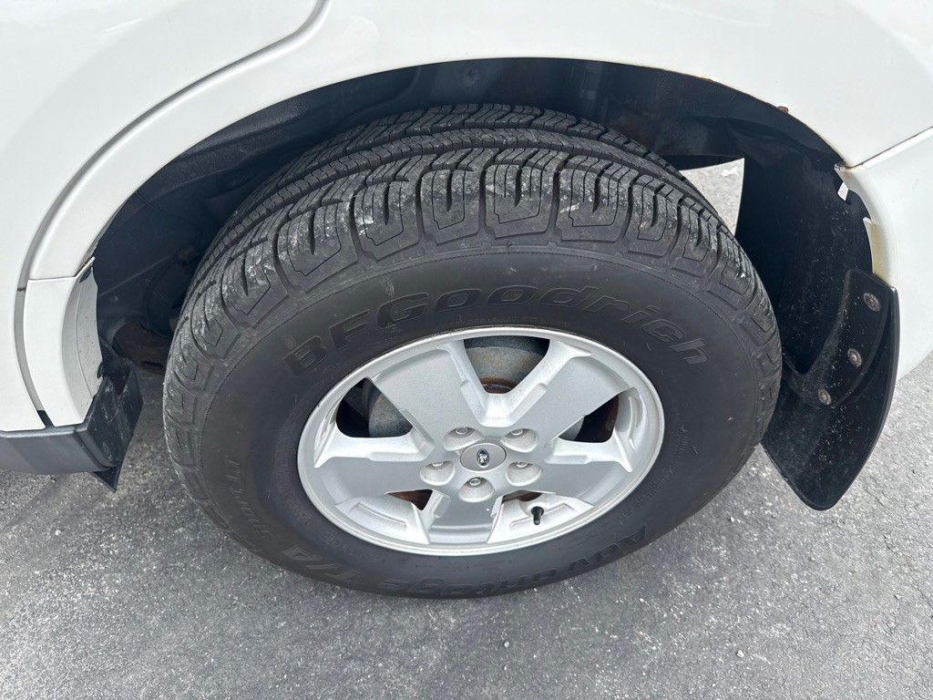 2011 Ford Escape Image 19