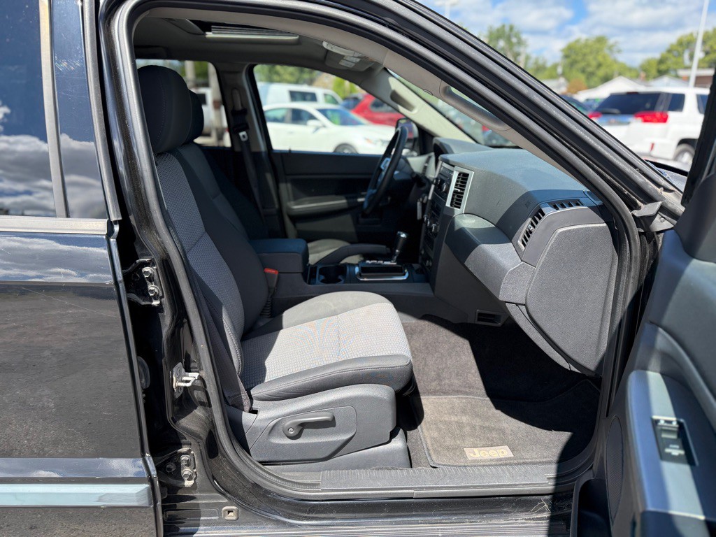 2008 Jeep Grand Cherokee Image 10
