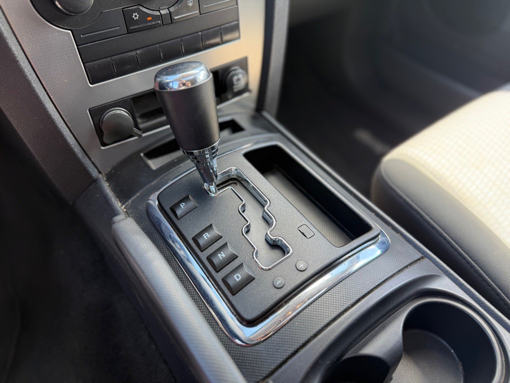 2008 Jeep Grand Cherokee Image 16