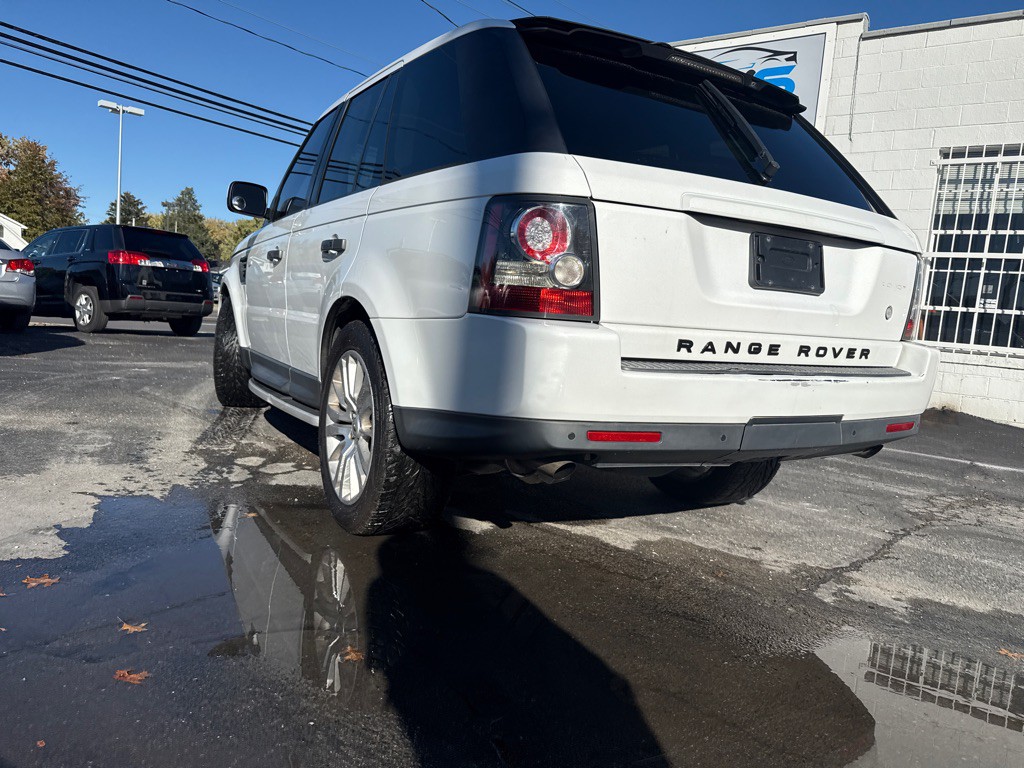 2011 Land Rover Range Rover Sport Image 8