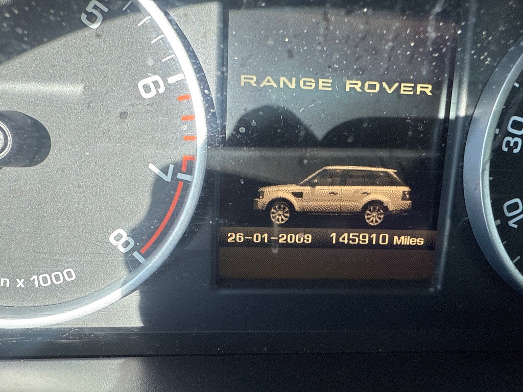 2011 Land Rover Range Rover Sport Image 15